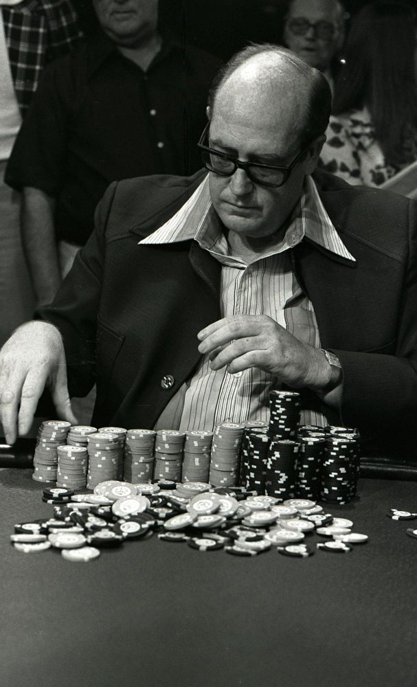 赛场中的另一种存在：WSOP首位御用摄影师Ulvis Alberts眼中的扑克历程（上）