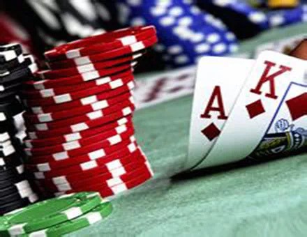 使用“粘池”做杠杆，你可能撬动整桌的筹码 | 德州扑克策略